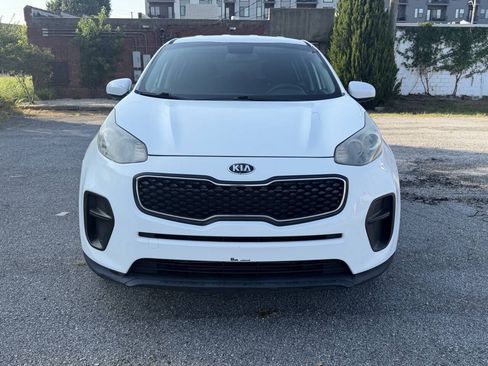 Used 2017 Kia Sportage LX FWD image 3