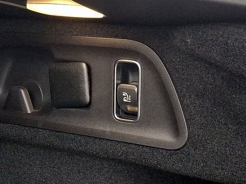 Used 2024 Mercedes-Benz GLE 53 AMG GLE 53 AMG image 31