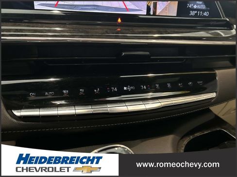 Certified 2024 Cadillac Escalade Premium Luxury w/ Performance Package image 24