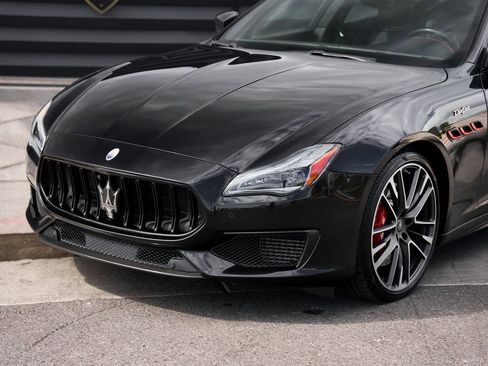 Used 2021 Maserati Quattroporte Trofeo image 7