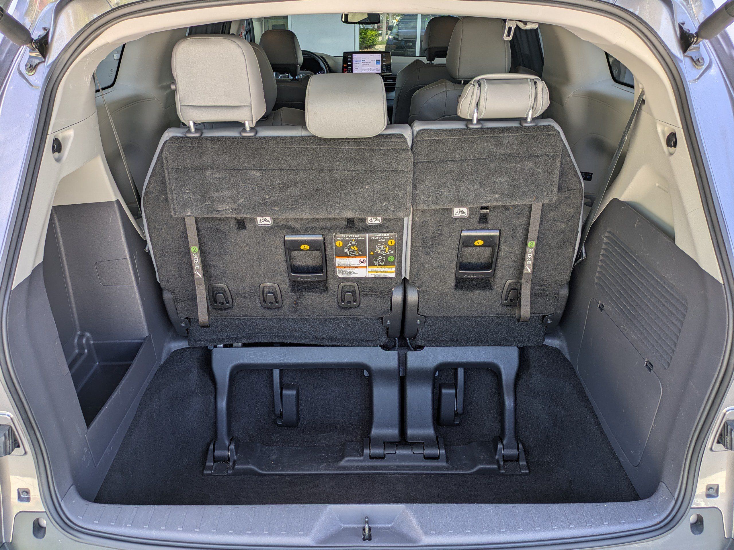 Used 2022 Toyota Sienna XLE AWD/4WD image 13