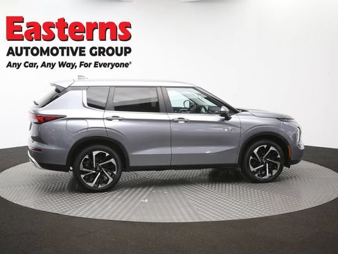 Used 2023 Mitsubishi Outlander SE AWD/4WD image 44