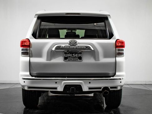 Used 2013 Toyota 4Runner SR5 image 7
