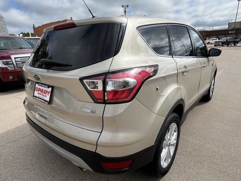 Used 2017 Ford Escape SE w/ SE Cold Weather Package image 8