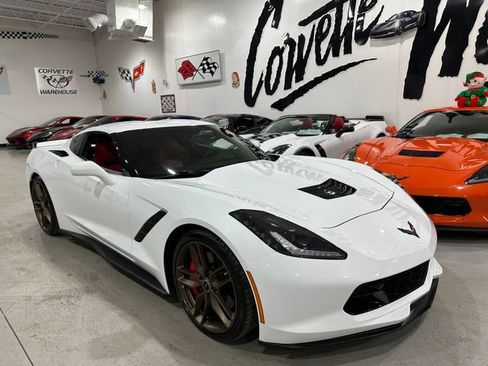 Used 2016 Chevrolet Corvette Stingray Coupe w/ 2LT Preferred Equipment Group image 21