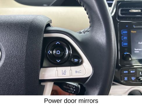 Used 2017 Toyota Prius Three image 36