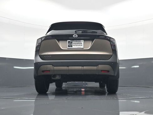 New 2026 Nissan Kicks S image 22