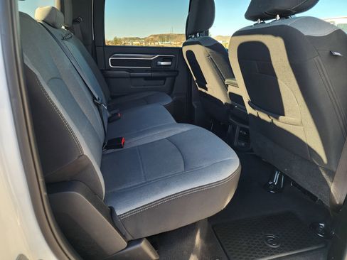 Used 2024 RAM 3500 Big Horn image 16