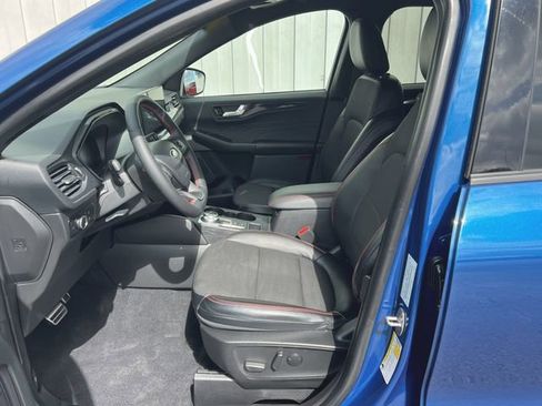 Used 2023 Ford Escape ST-Line w/ Tech Pack #1 image 11