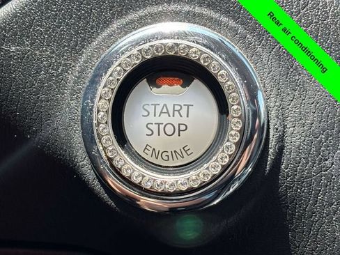 Used 2019 Nissan Pathfinder S AWD/4WD image 15