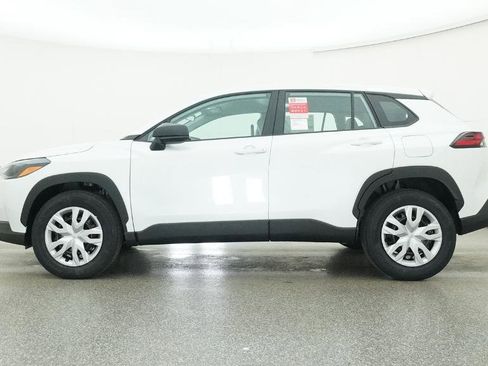 Used 2026 Toyota Corolla Cross L image 68