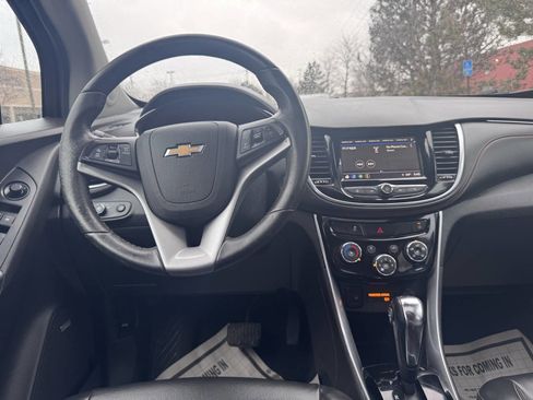 Used 2018 Chevrolet Trax Premier image 12