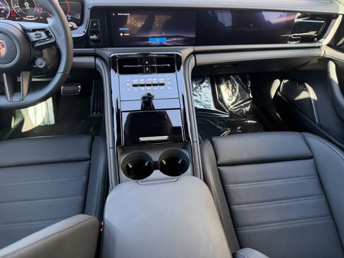 New 2026 Porsche Panamera GTS image 16