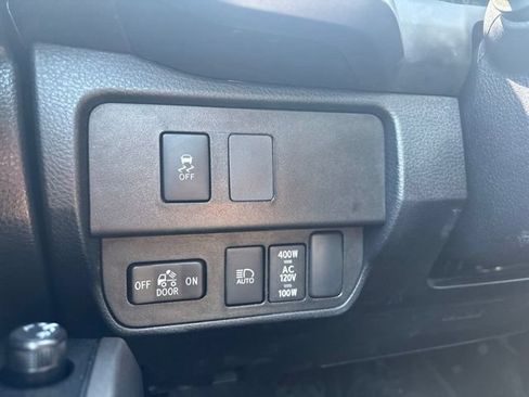 Used 2023 Toyota Tacoma TRD Sport AWD/4WD image 13