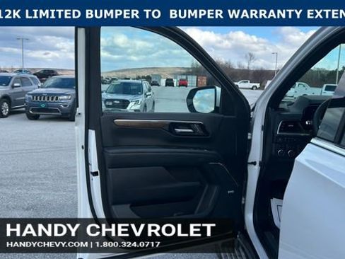 Certified 2025 Chevrolet Suburban High Country AWD/4WD image 17