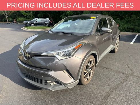 Used 2018 Toyota C-HR XLE FWD image 12