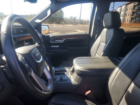 Used 2023 GMC Sierra 1500 Denali w/ Denali Reserve Package image 18