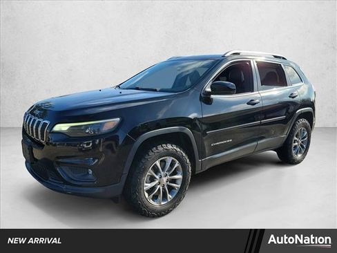 Used 2019 Jeep Cherokee Latitude Plus w/ Comfort/Convenience Group image 1