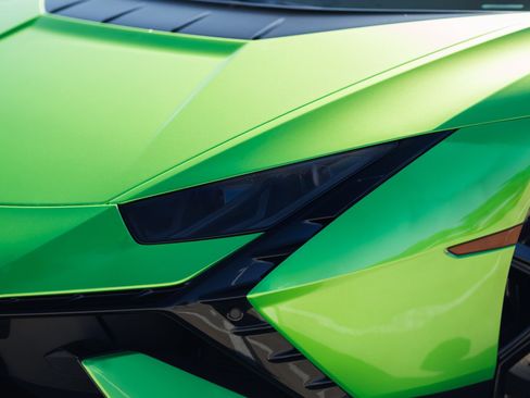 Used 2023 Lamborghini Huracan Tecnica image 20