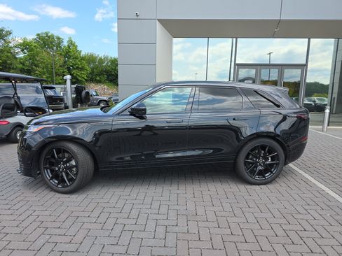 Certified 2026 Land Rover Range Rover Velar Dynamic SE AWD/4WD image 8