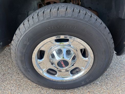 Used 2011 GMC Sierra 2500 W/T AWD/4WD image 16