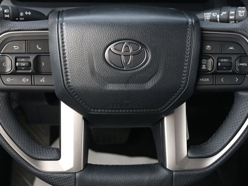 New 2026 Toyota 4Runner TRD Off-Road Premium image 18
