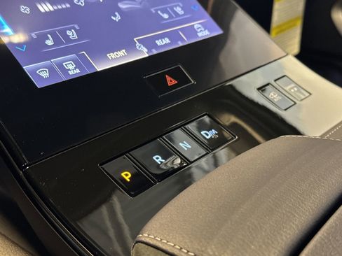 New 2026 INFINITI QX80 4WD image 20