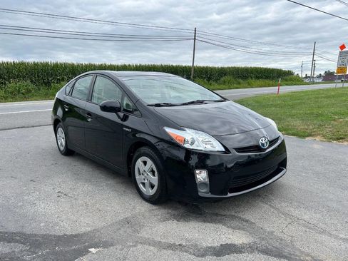 Used 2011 Toyota Prius Three image 4