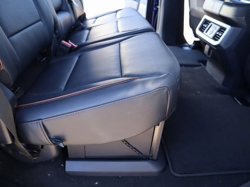 New 2026 Ford F250 Lariat w/ Black Appearance Package AWD/4WD image 16