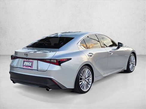 Used 2025 Lexus IS 300 w/ Premium Package RWD image 5