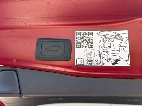 Used 2023 Toyota RAV4 Limited image 9