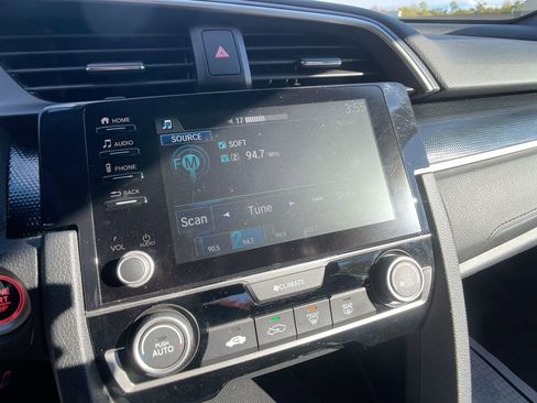 Used 2020 Honda Civic Sport image 16