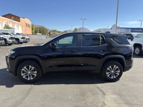 Used 2026 Chevrolet Equinox LT FWD image 5