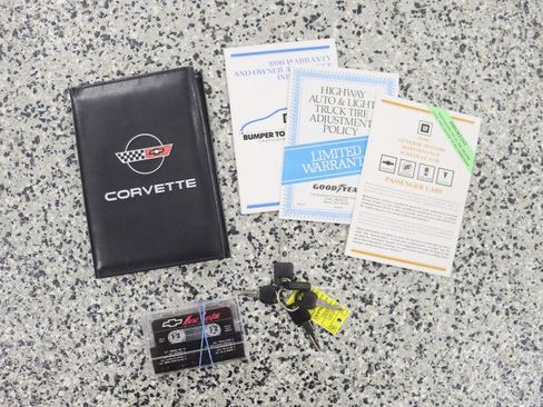 Used 1990 Chevrolet Corvette ZR-1 image 3