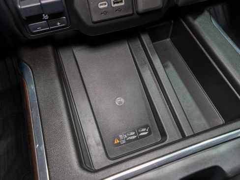 Used 2021 GMC Sierra 1500 SLT w/ SLT Premium Plus Package image 29