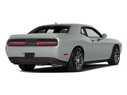 Used 2016 Dodge Challenger R/T Plus RWD image 2