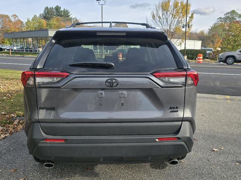 Used 2025 Toyota RAV4 XLE Premium image 4