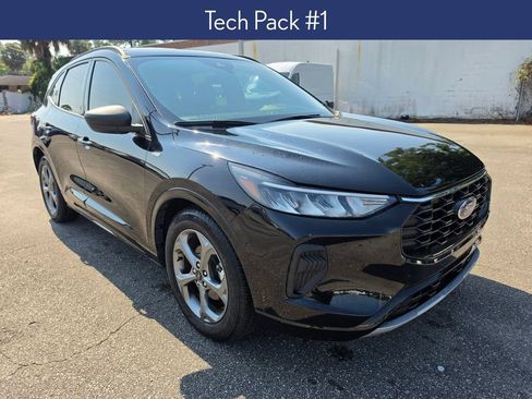 Used 2023 Ford Escape ST-Line w/ Tech Pack #1 FWD image 6