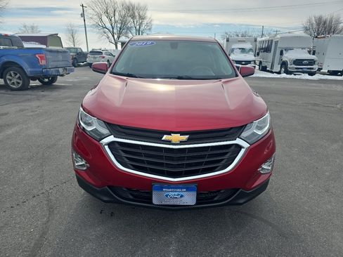 Used 2019 Chevrolet Equinox LT image 3