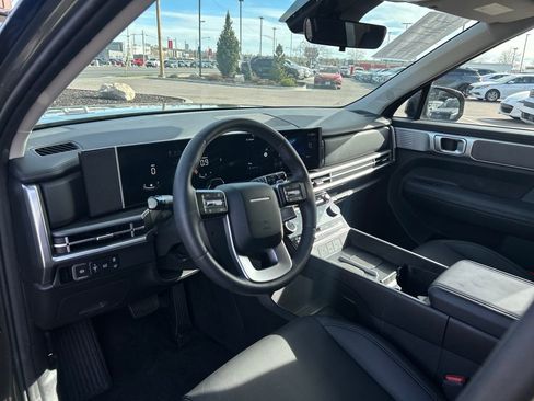 Used 2025 Hyundai Santa Fe XRT image 10