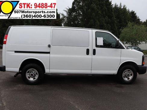 Used 2016 GMC Savana 3500 RWD image 13