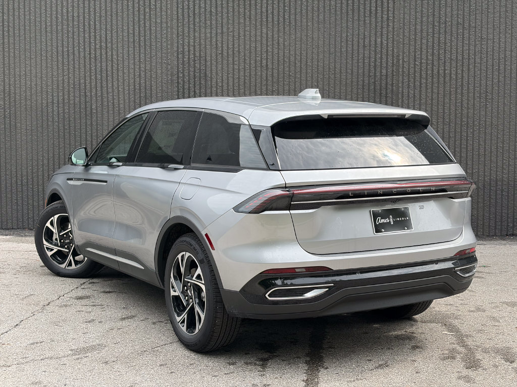New 2026 Lincoln Nautilus Premier w/ Equipment Group 102A AWD/4WD image 5