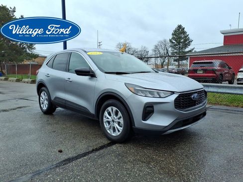 Certified 2023 Ford Escape Active AWD/4WD image 4