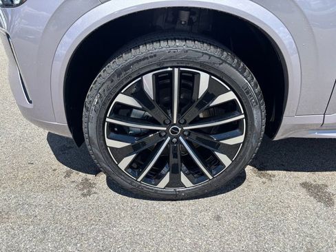New 2026 Volvo XC90 B5 Core AWD/4WD image 9