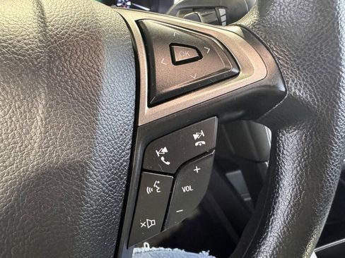 Used 2020 Ford Fusion SE image 28