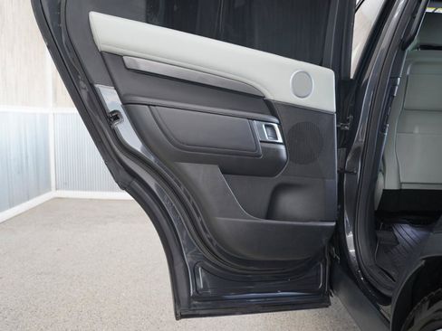 Used 2020 Land Rover Discovery HSE Luxury AWD/4WD image 30