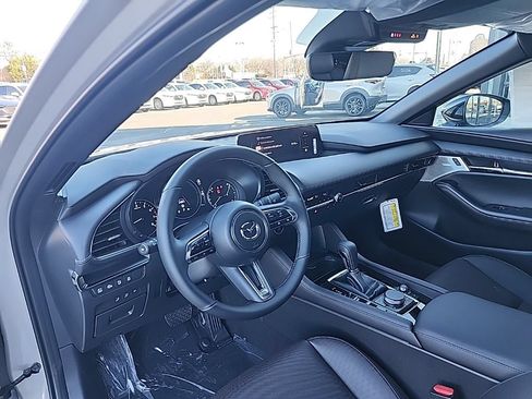 New 2026 MAZDA MAZDA3 Hatchback w/Premium Plus Pkg AWD/4WD image 5