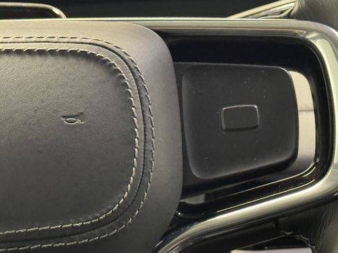 Used 2025 Lincoln Navigator L Reserve image 25