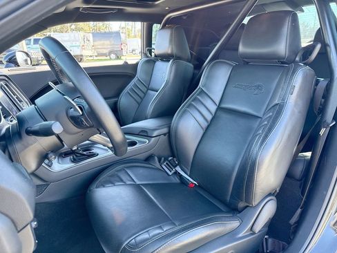 Used 2018 Dodge Challenger SRT Hellcat image 9