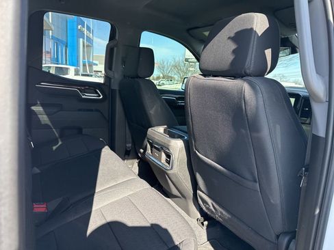 Used 2023 GMC Sierra 1500 Elevation image 18